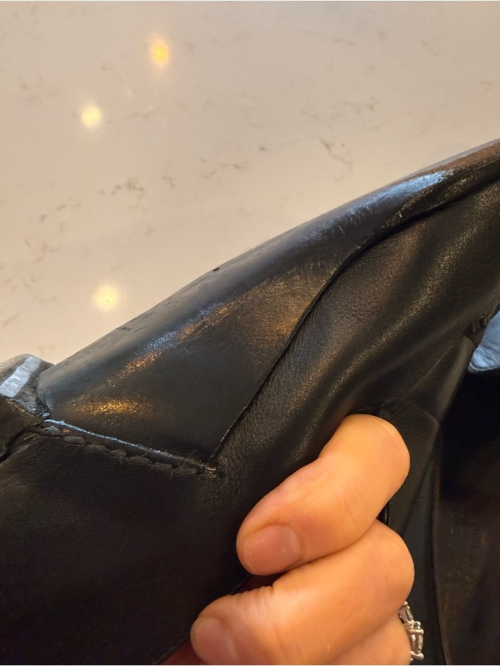 Y2K/Vintage Bottega Veneta Black Leather Slip-On Loafers - Picture 7 of 8